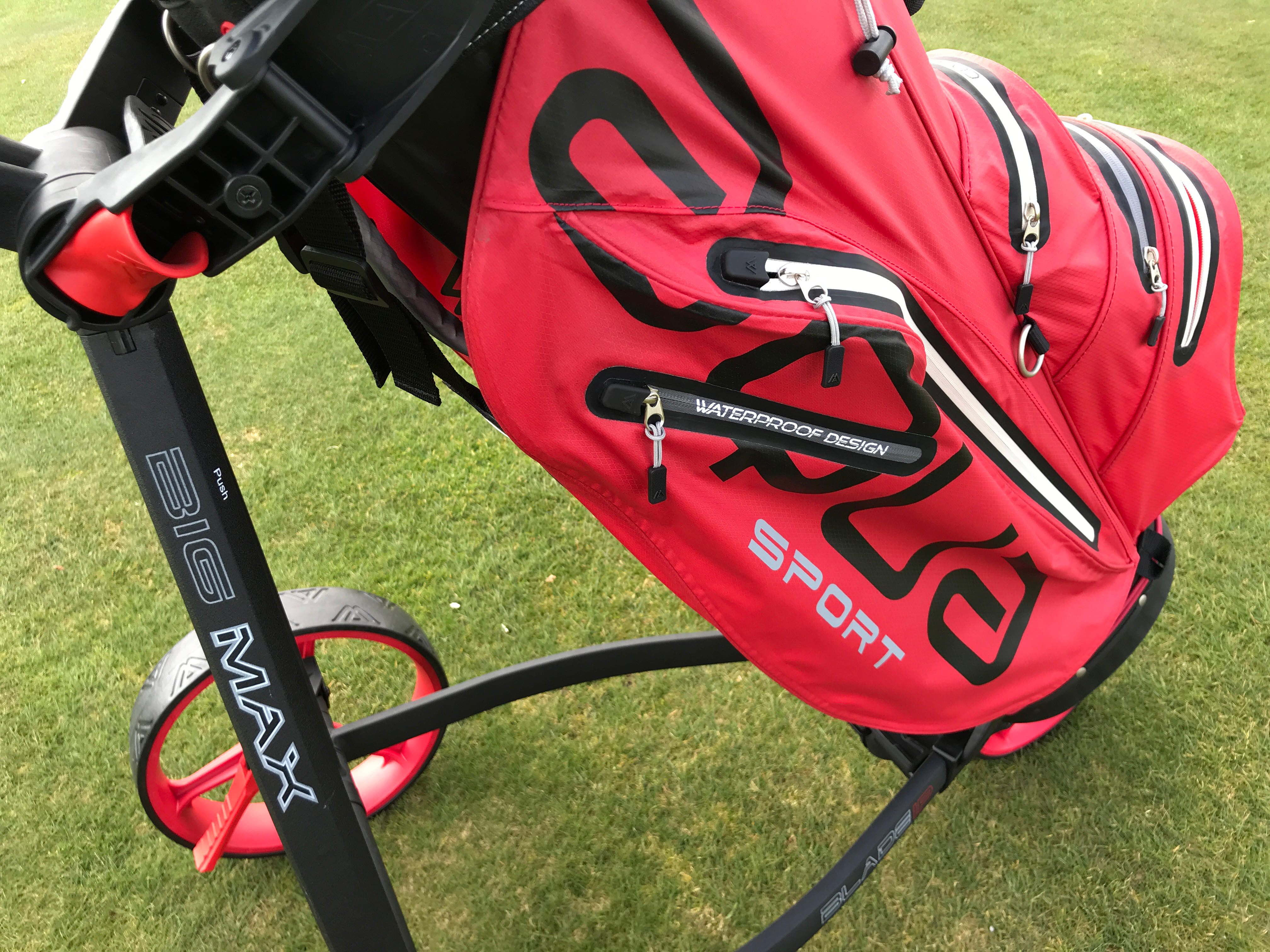BigMaxBladeIPpushtrolleyreview2 National Club Golfer