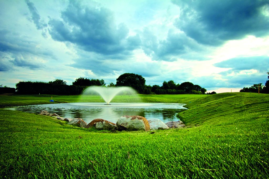 Leeds Golf Centre National Club Golfer